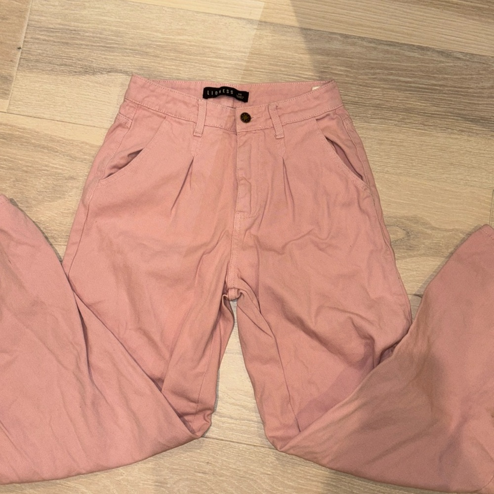 Pink Jeans